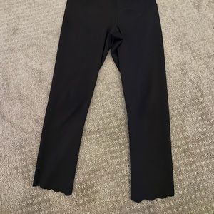 90° girl scalloped leggings